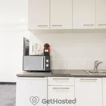 La - Gorgeous Flat In - Gethosted * פנטן